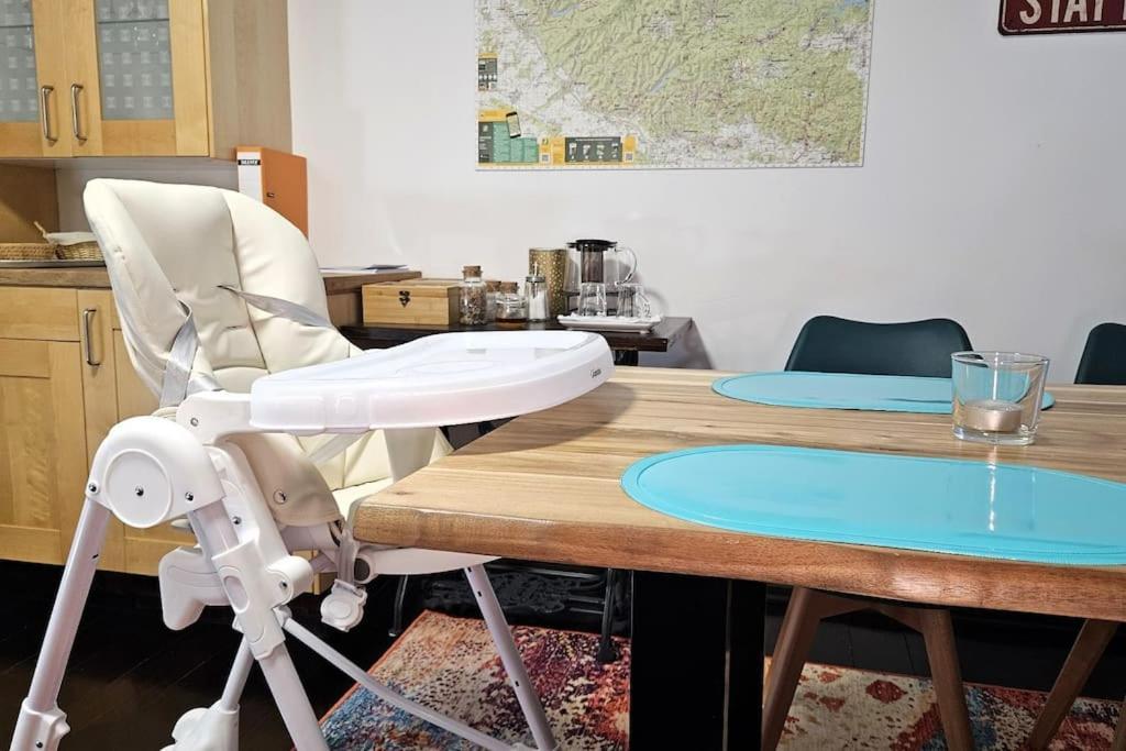 Stadt-Ferienwohnung Mit 55 M² Fuer 2 Erw. Personen Und Kind Bis 3 Jahren Bad Lauterberg Exteriér fotografie