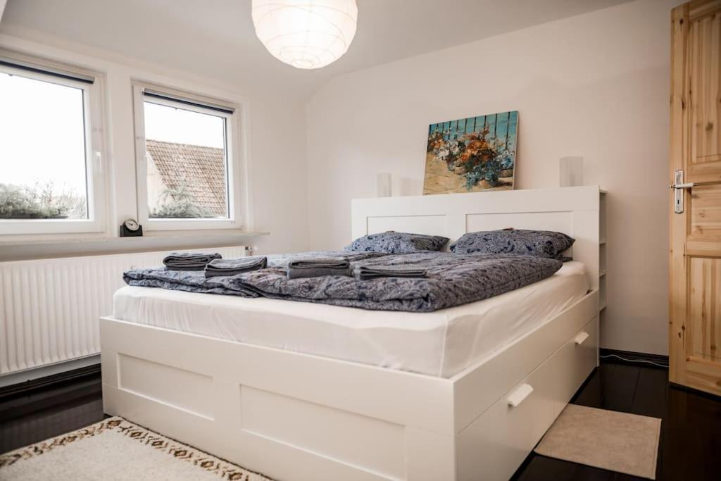 Stadt-Ferienwohnung Mit 55 M² Fuer 2 Erw. Personen Und Kind Bis 3 Jahren Bad Lauterberg Exteriér fotografie
